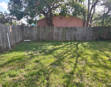 1407 Monroe Avenue - Photo Thumbnail 8