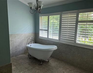 8015 Sycamore Drive - Photo Thumbnail 9