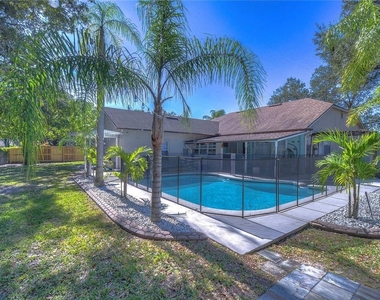 9502 Sunnyoak Drive - Photo Thumbnail 33