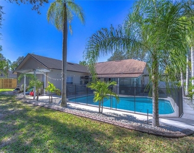 9502 Sunnyoak Drive - Photo Thumbnail 34