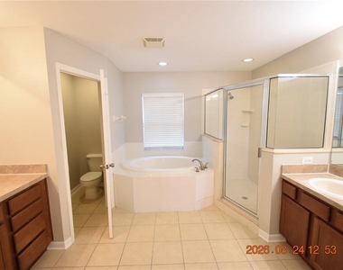 11405 Flora Springs Drive - Photo Thumbnail 27