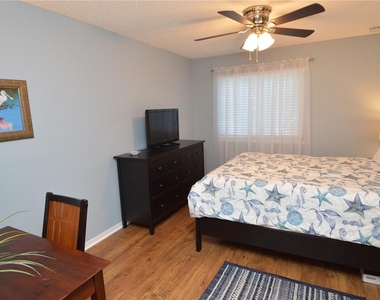 10263 Gandy Boulevard N - Photo Thumbnail 36