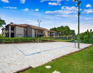 10263 Gandy Boulevard N - Photo Thumbnail 92
