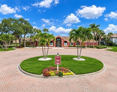10263 Gandy Boulevard N - Photo Thumbnail 84