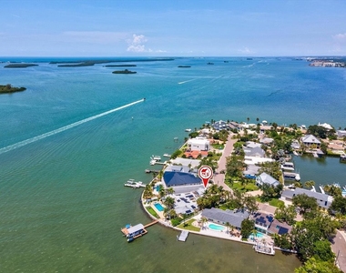 1828 Venetian Point Drive - Photo Thumbnail 58