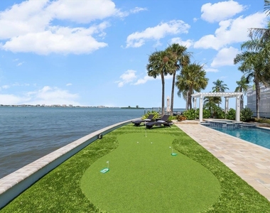 1828 Venetian Point Drive - Photo Thumbnail 6