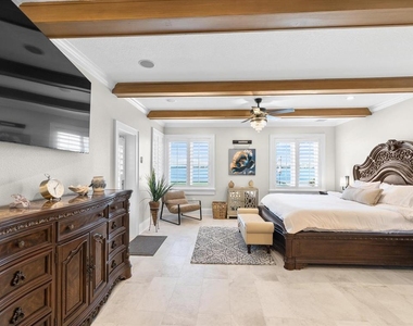 1828 Venetian Point Drive - Photo Thumbnail 24