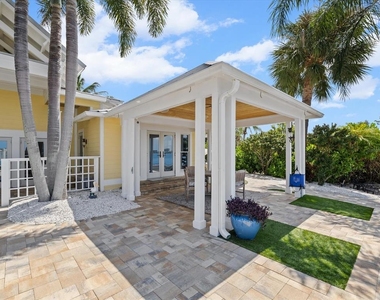 1828 Venetian Point Drive - Photo Thumbnail 63