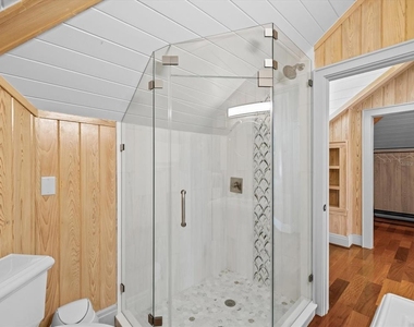 1828 Venetian Point Drive - Photo Thumbnail 50