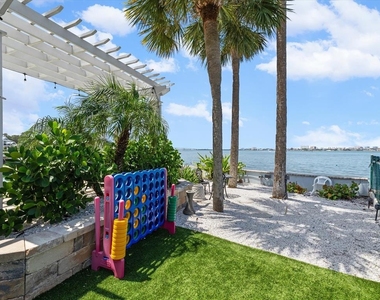 1828 Venetian Point Drive - Photo Thumbnail 65