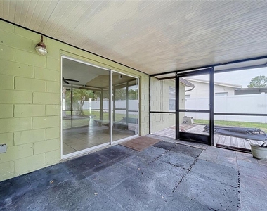 743 Stillview Circle - Photo Thumbnail 25