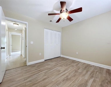 743 Stillview Circle - Photo Thumbnail 10