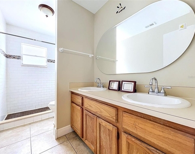 743 Stillview Circle - Photo Thumbnail 18