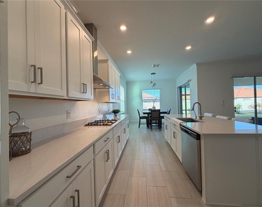 17165 Scuba Crest Street - Photo Thumbnail 9