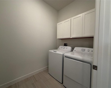 17165 Scuba Crest Street - Photo Thumbnail 20