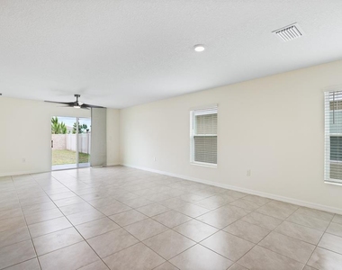 16555 Mosaic Oar Drive - Photo Thumbnail 13