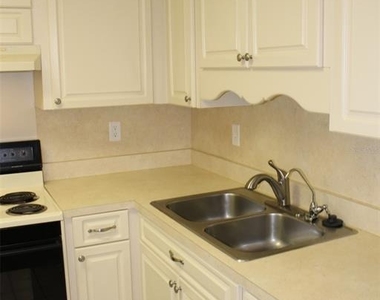 2700 Bayshore Boulevard - Photo Thumbnail 14