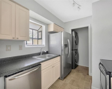 8647 Mallard Reserve Drive - Photo Thumbnail 8