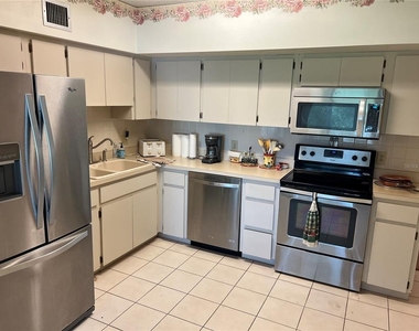 2361 Ecuadorian Way - Photo Thumbnail 11