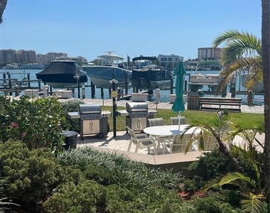 690 Island Way - Photo Thumbnail 18