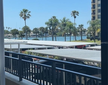 690 Island Way - Photo Thumbnail 17