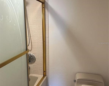 690 Island Way - Photo Thumbnail 9