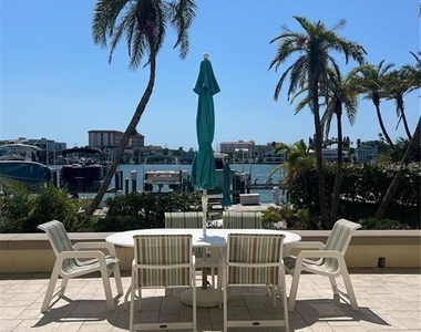 690 Island Way - Photo Thumbnail 28