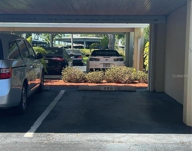 690 Island Way - Photo Thumbnail 29