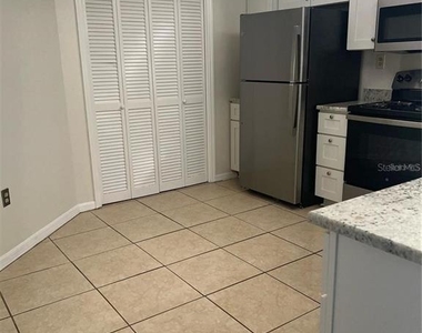690 Island Way - Photo Thumbnail 25
