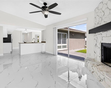 6747 Deer Pond Lane N - Photo Thumbnail 7