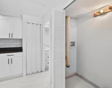 5517 Gulfport Boulevard S - Photo Thumbnail 8