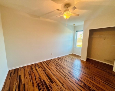 13635 Artesa Bell Drive - Photo Thumbnail 21