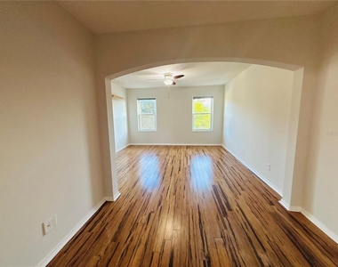 13635 Artesa Bell Drive - Photo Thumbnail 17