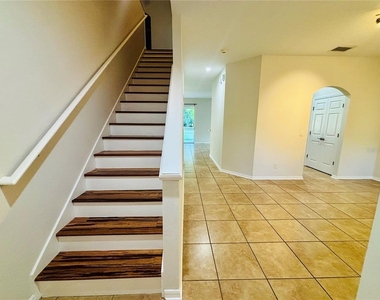13635 Artesa Bell Drive - Photo Thumbnail 2