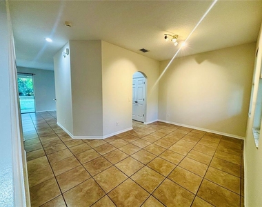 13635 Artesa Bell Drive - Photo Thumbnail 3