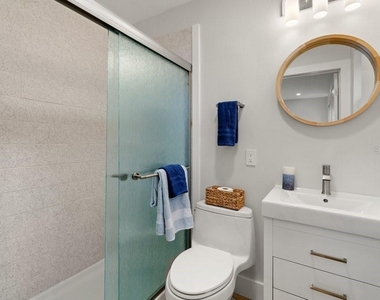 6502 Gulf Winds Drive - Photo Thumbnail 17