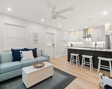 6502 Gulf Winds Drive - Photo Thumbnail 6