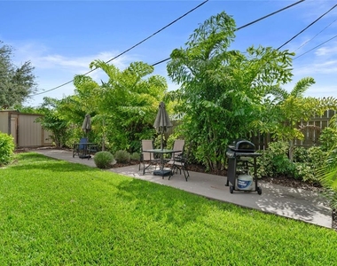 6502 Gulf Winds Drive - Photo Thumbnail 20