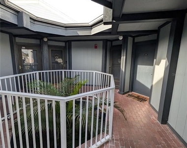 3959 Atrium Drive - Photo Thumbnail 40