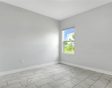 754 Mink Ct - Photo Thumbnail 10