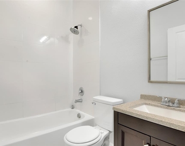 754 Mink Ct - Photo Thumbnail 7