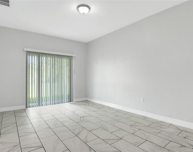 754 Mink Ct - Photo Thumbnail 5