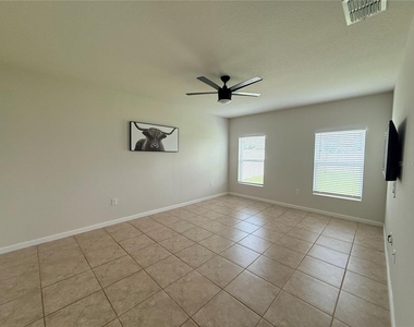 1169 Lexington Lane - Photo Thumbnail 11