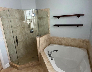 113 S Packwood Avenue - Photo Thumbnail 19
