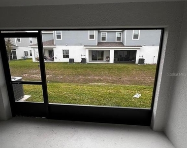 1333 Blazing Star Lane - Photo Thumbnail 15