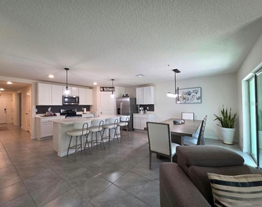 4446 Bayridge Court - Photo Thumbnail 8