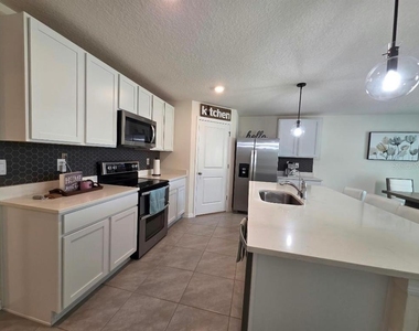 4446 Bayridge Court - Photo Thumbnail 3
