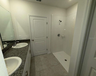 5501 Clove Row - Photo Thumbnail 10