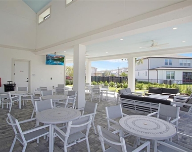 437 Waterford Drive - Photo Thumbnail 38