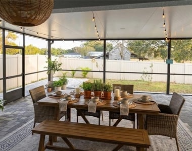 693 Crown Rose Drive - Photo Thumbnail 25